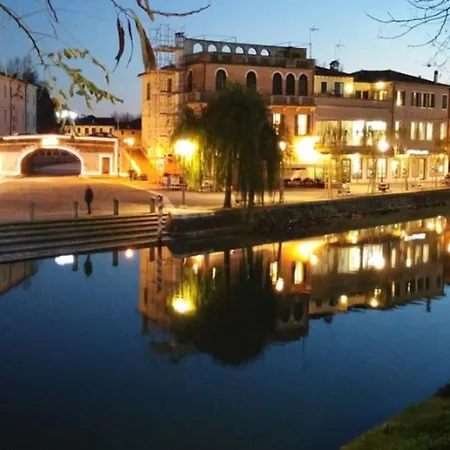 C'est La Vie In Barchessa Veneta *